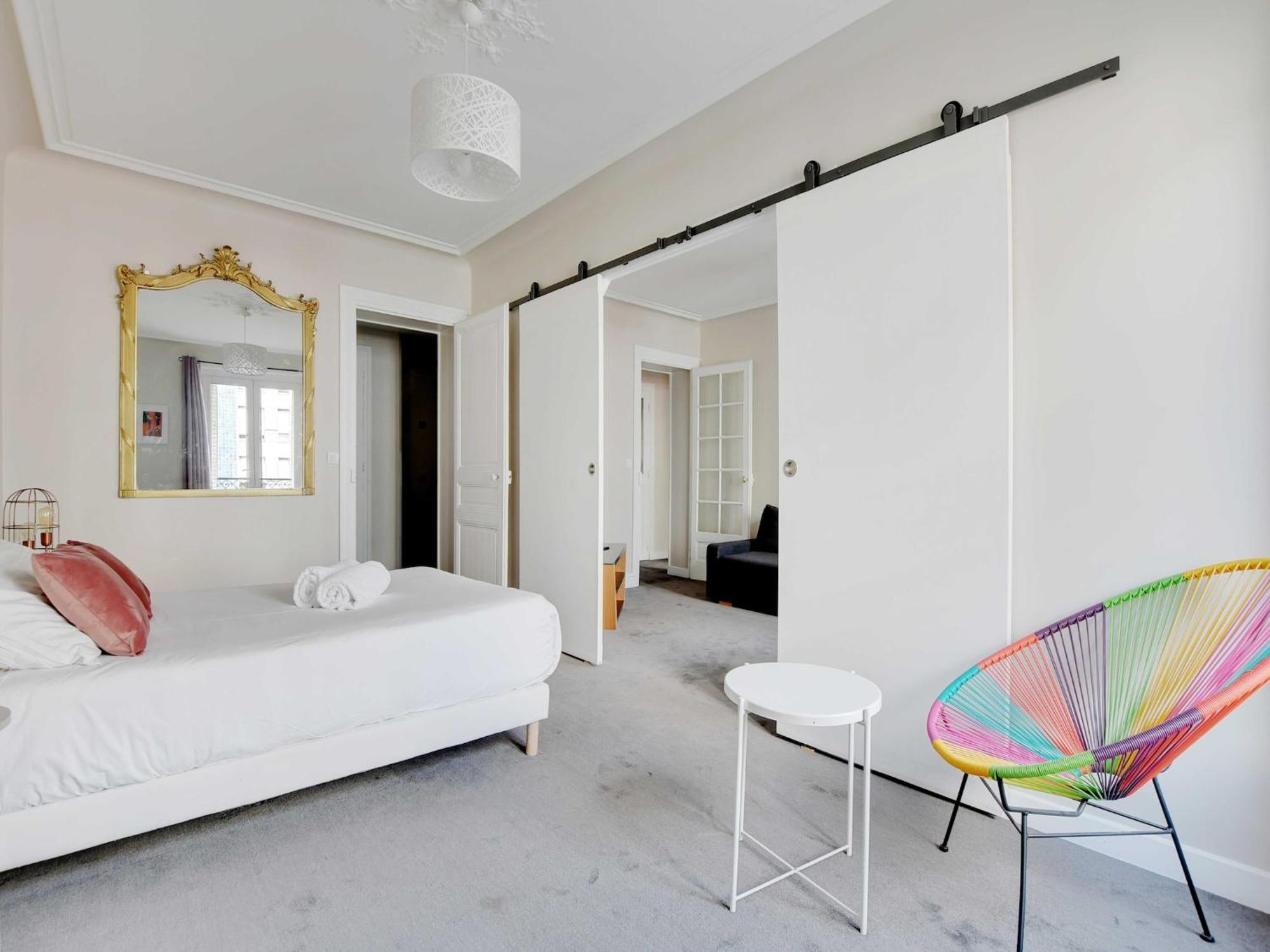 Bright - 2br-4p - Belleville * Paris